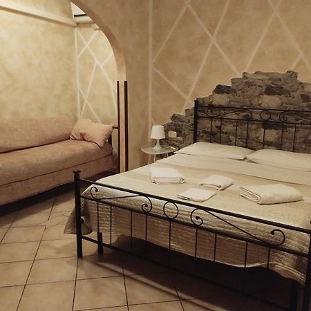 B&B Ar Colle 2 발몬토네 외부 사진