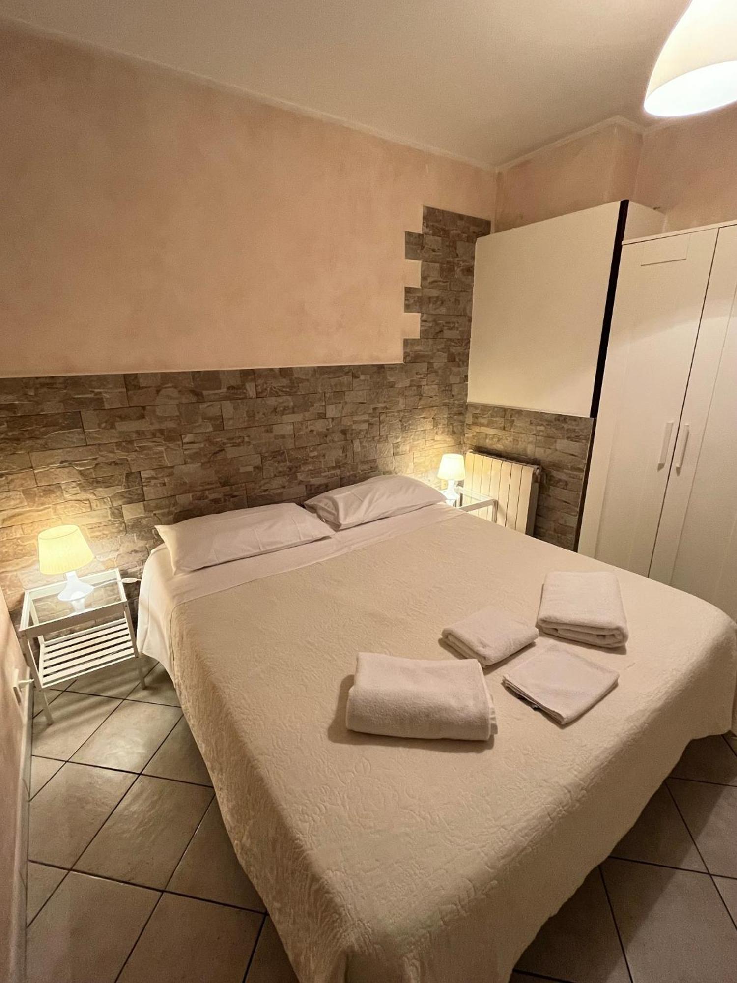 B&B Ar Colle 2 발몬토네 외부 사진
