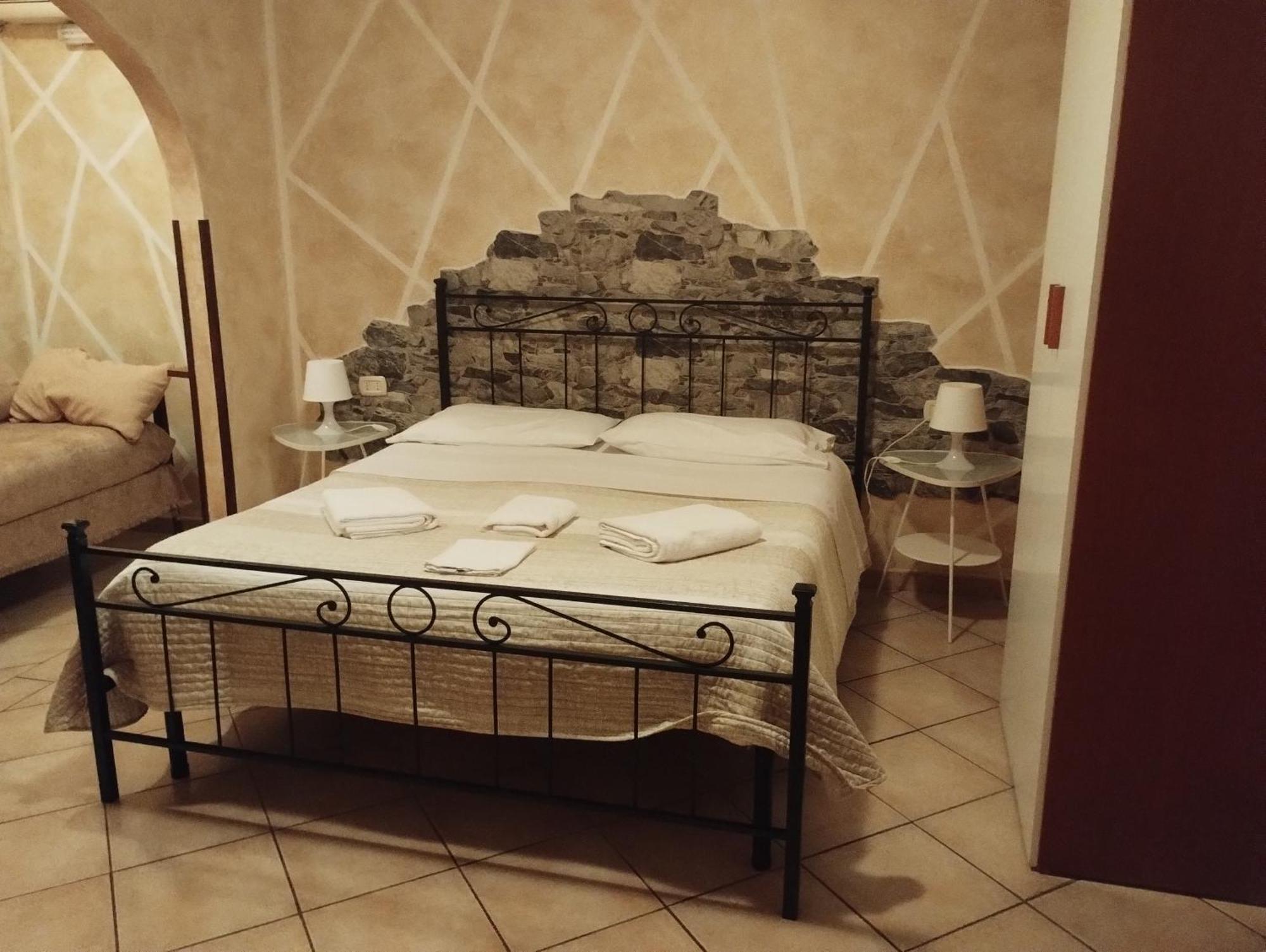 B&B Ar Colle 2 발몬토네 외부 사진